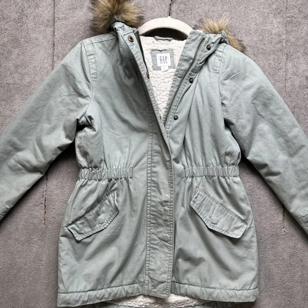 Gap Kids Sherpa-Lined Utility Parka Small‎ Sage Faux Fur Jacket Hooded Insulated